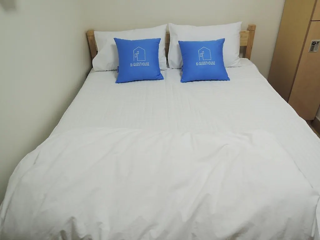 Hotel Skypark Central Myeongdong Seoul 4*,