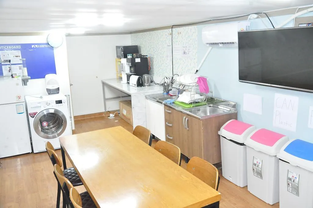 Hotel Skypark Central Myeongdong Seul 4*,