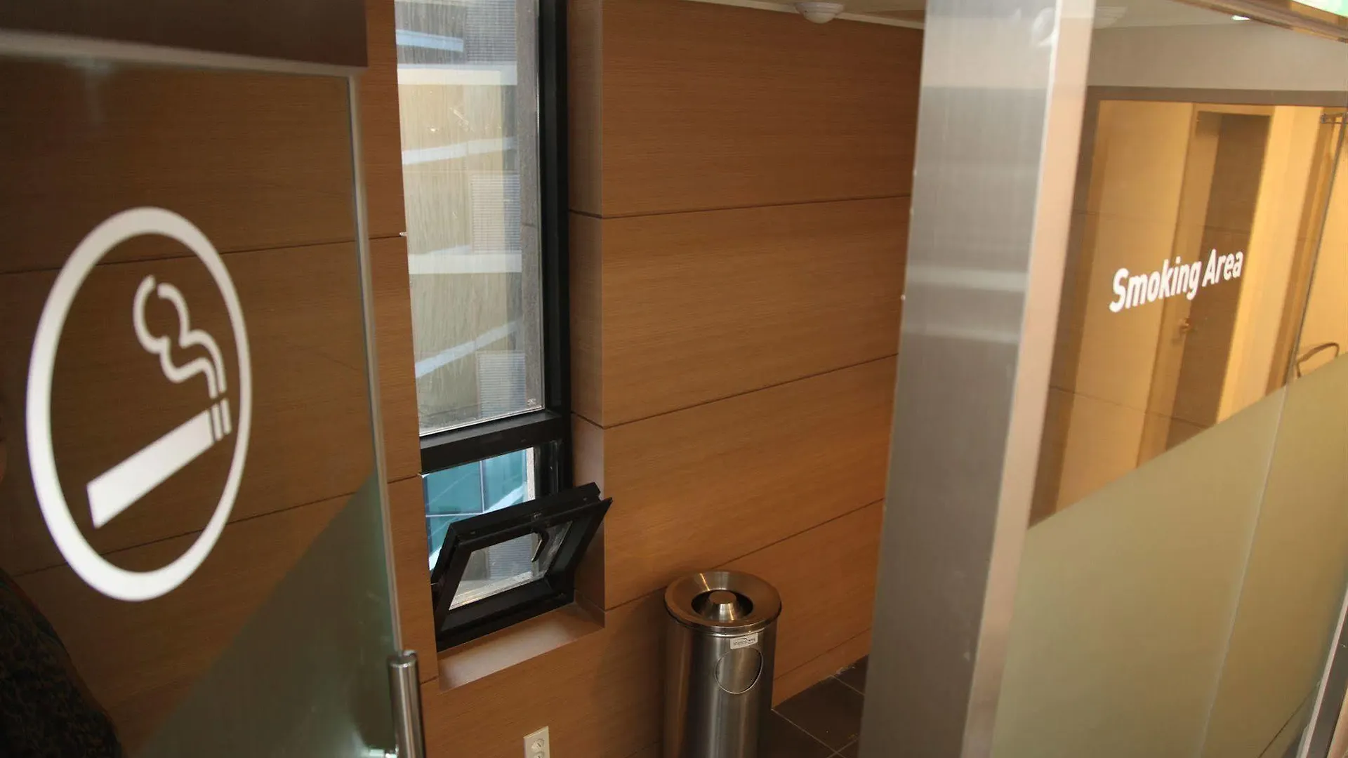 Hotel Skypark Central Myeongdong Seul 4*,